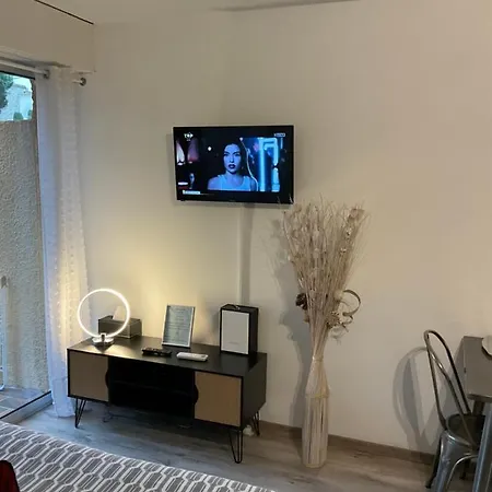 Апартаменти Eden Park Сен-Тропе