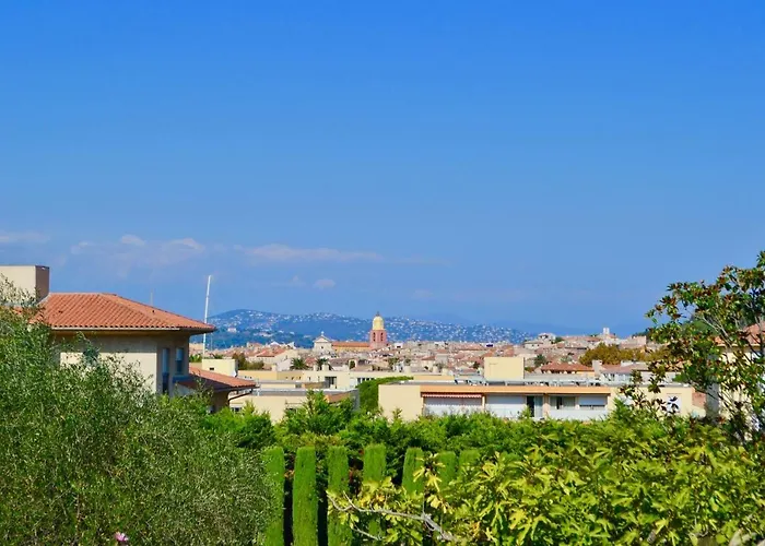 Eden Park Apartment *